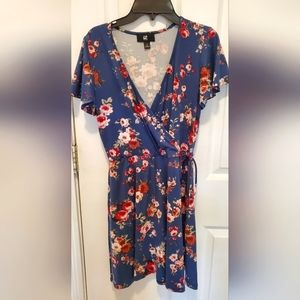 IZ Byer Navy Floral Dress Women's Medium